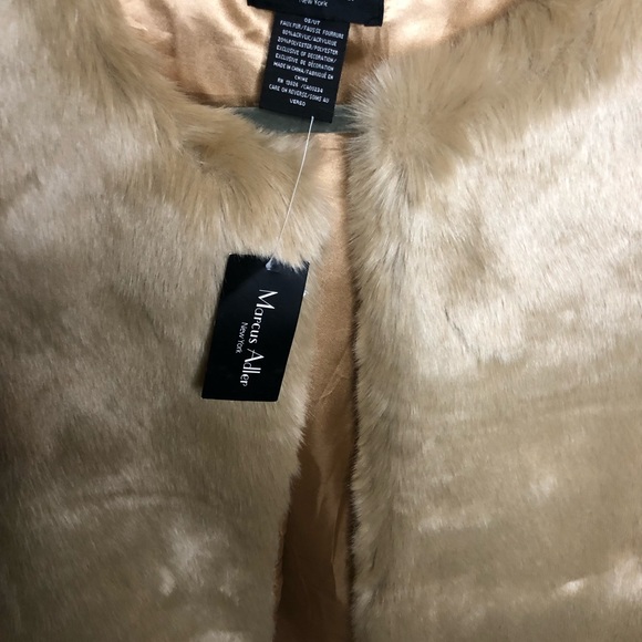 Fur vest in beige luxury vest - Picture 2 of 5